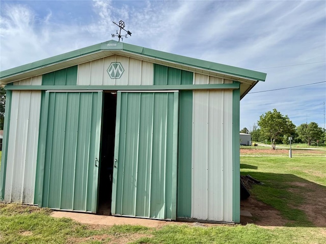 321 E Ninth St, Leedey, OK 73654 - view of shed