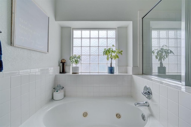 12308 Hickory Creek Blvd, Oklahoma City, OK 73170 - full bath with a jetted tub and plenty of natural light