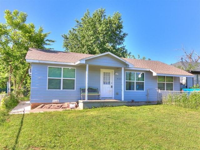 ranch-style house featuring covered porch