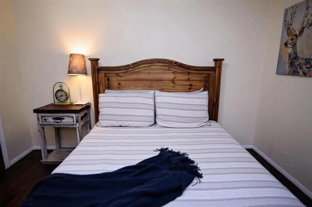 78 Lionfish Rd, Broken Bow, OK 74728 - bedroom with baseboards and wood finished floors