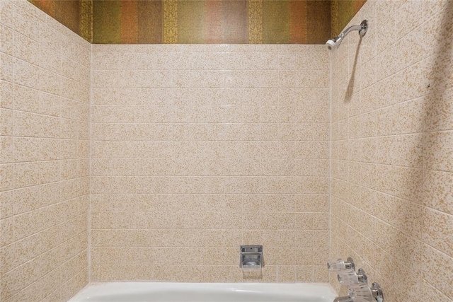3109 N Glade Ave, Bethany, OK 73008 - bathroom featuring washtub / shower combination
