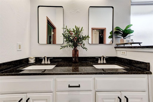 17009 Picasso Dr, Oklahoma City, OK 73170 - bathroom with double vanity