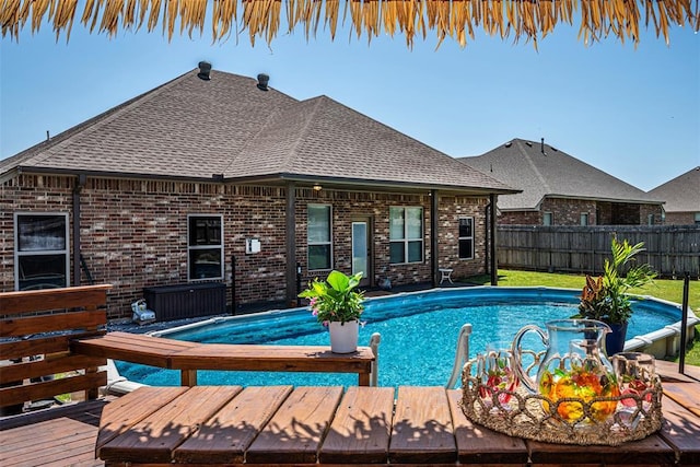 805 Evening Dr, Yukon, OK 73099 - view of swimming pool featuring a fenced backyard