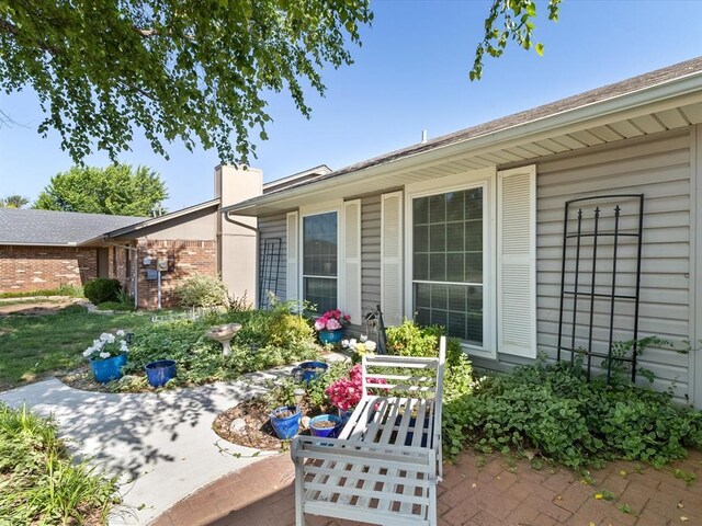 2113 Castle Rock, Edmond, OK 73003 - view of patio / terrace