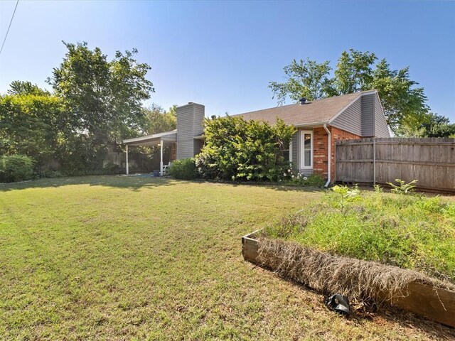 2113 Castle Rock, Edmond, OK 73003 - view of yard