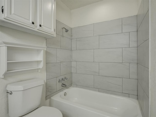 1108 SW 118th Pl, Oklahoma City, OK 73170 - full bathroom featuring toilet and shower / bath combination