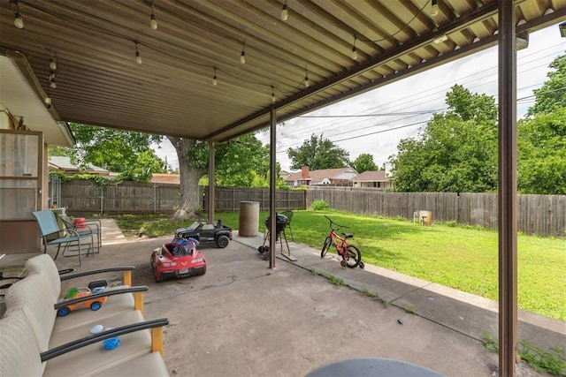 3217 NW 34th St, Oklahoma City, OK 73112 - view of patio / terrace