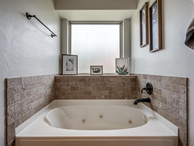12005 NW 139th St, Piedmont, OK 73078 - full bath featuring a jetted tub