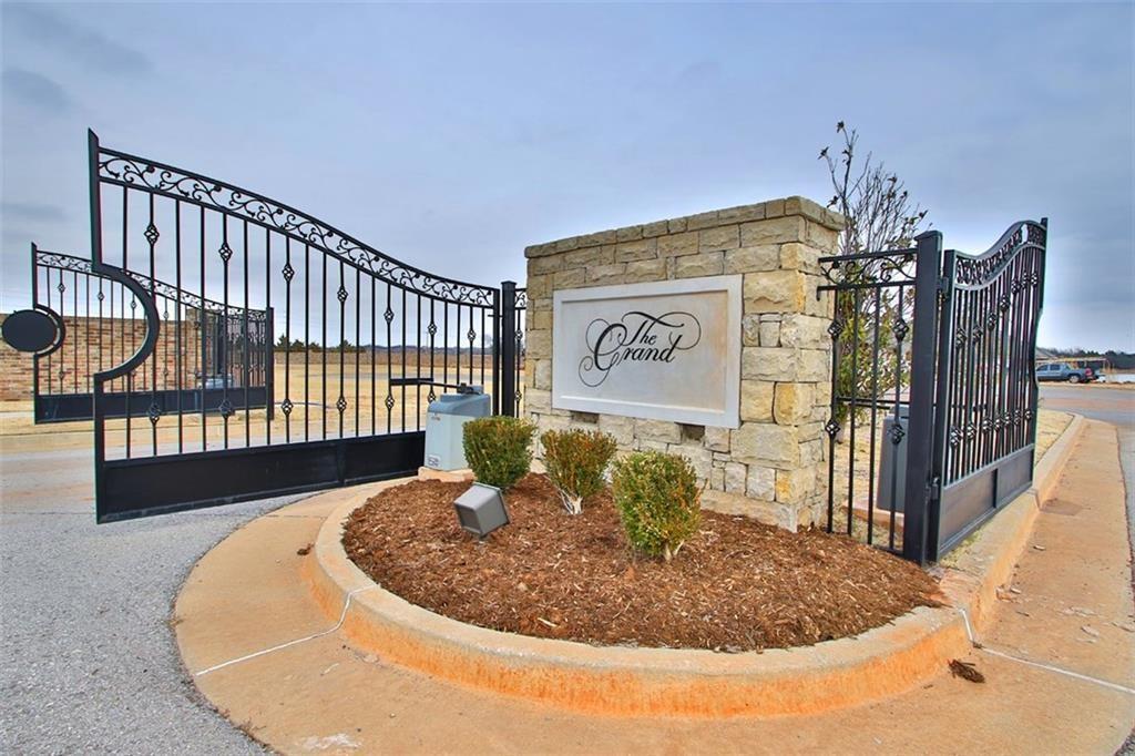 13400 Emerald Island Dr, Oklahoma City, OK 97415