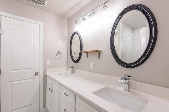 1717 N Kelham Ave, Oklahoma City, OK 73111 - full bath featuring double vanity