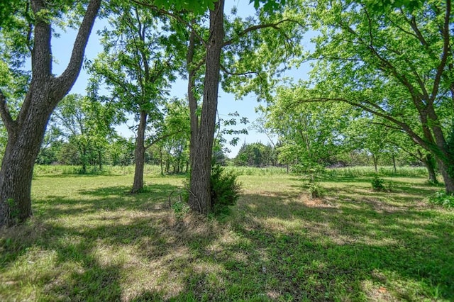 40202 Benson Park Rd, Shawnee, OK 74801 - view of green lawn