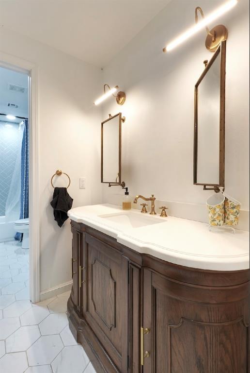 40202 Benson Park Rd, Shawnee, OK 74801 - bathroom with vanity, a shower with curtain, and tile patterned floors