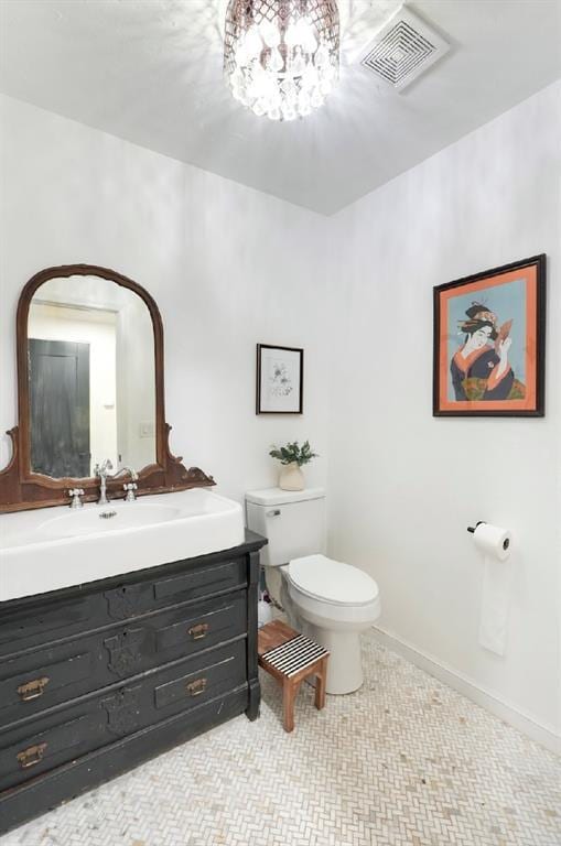40202 Benson Park Rd, Shawnee, OK 74801 - half bath featuring toilet and vanity