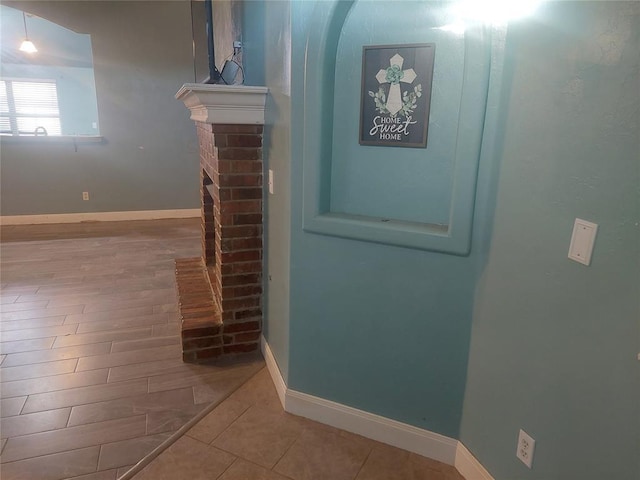 531 W Shadow Ridge Way, Mustang, OK 73064 - detailed view of baseboards