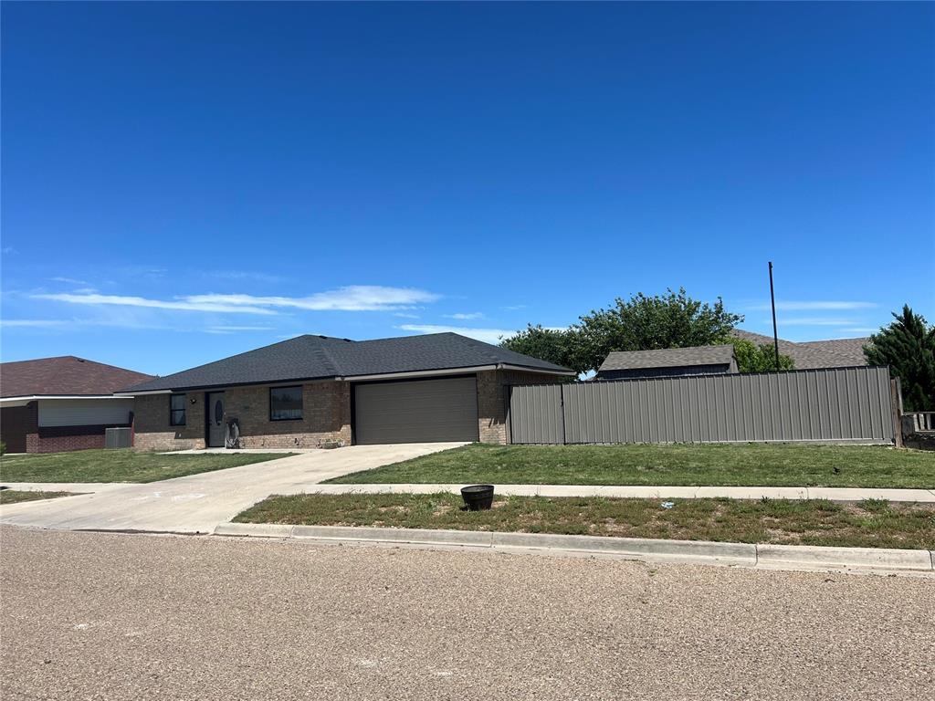 2605 Palomino Ln, Guymon, OK 73942 - photo 2