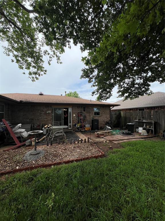 4125 Overland Dr, Del City, OK 73115 - back of property featuring a patio area