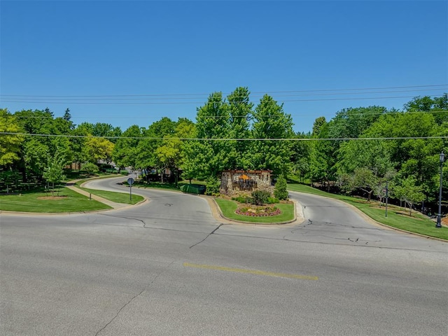 4300 High Range Ln, Edmond, OK 73034 - view of front of house featuring view of scattered trees