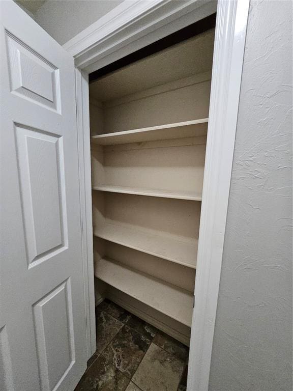 1801 Caribou St, Altus, OK 73521 - view of closet