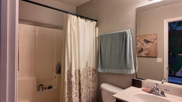 2338 Serenade Dr, Midwest City, OK 73130 - full bath featuring vanity and toilet