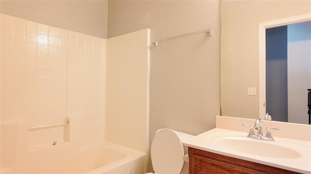 2338 Serenade Dr, Midwest City, OK 73130 - bathroom featuring vanity and shower / tub combination