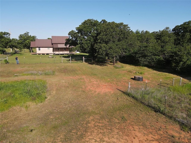 9350 Dobbs Rd, Wellston, OK 74881 - view of yard with fence