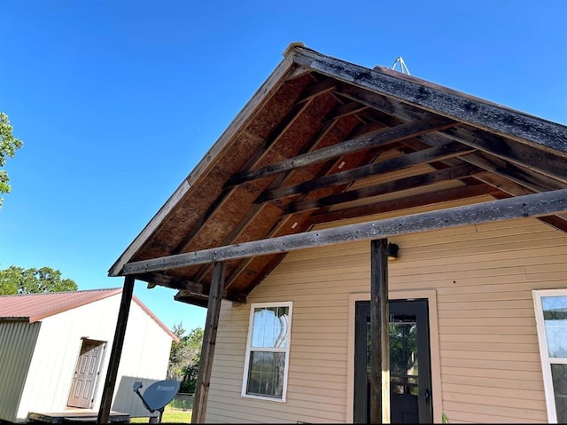 9350 Dobbs Rd, Wellston, OK 74881 - exterior view of a satellite dish