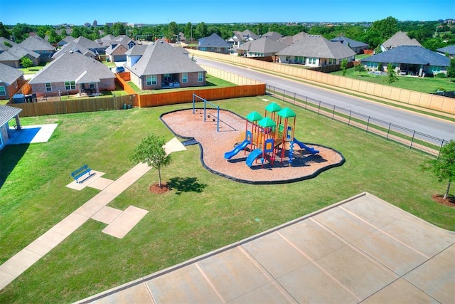 4108 NW 154th St, Edmond, OK 73013 - view of yard with a residential view