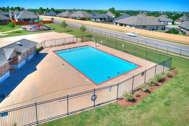 4108 NW 154th St, Edmond, OK 73013 - community pool featuring a residential view