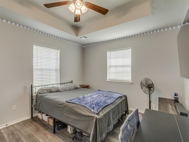 1466 County Rd 1188, Tuttle, OK 73089 - bedroom with wood finished floors and baseboards