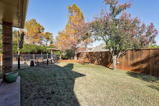 14812 Maplelake Dr, Edmond, OK 73013 - view of yard