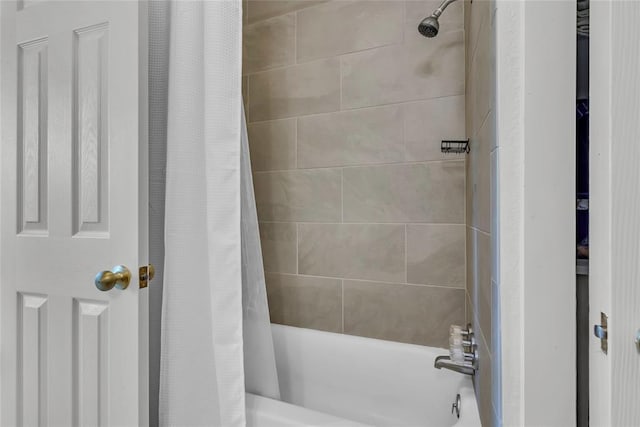 3223 Northridge Dr, Purcell, OK 73080 - full bath featuring shower / tub combo with curtain