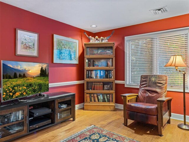 2901 NE 122nd St, Edmond, OK 73013 - sitting room with wood finished floors, baseboards, and recessed lighting