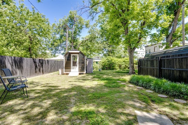 1217 NW 44th St, Oklahoma City, OK 73118 - view of yard
