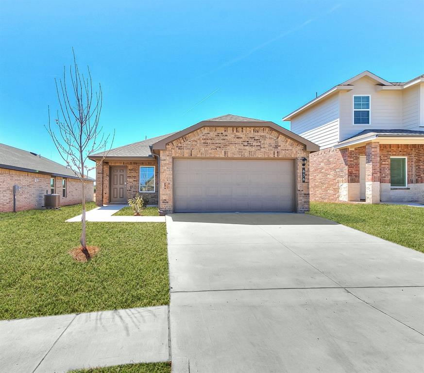 609 NE 106th St, Oklahoma City, OK 73131 - photo 1