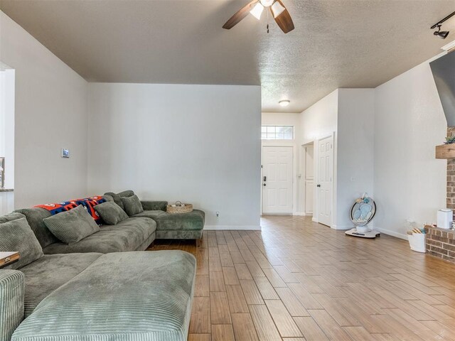 1505 Clearwater Dr, Norman, OK 73071 - photo 25