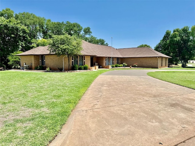 2400 Sunset Dr, Clinton, OK 73601 - photo 3