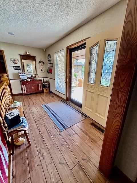 2400 Sunset Dr, Clinton, OK 73601 - photo 9