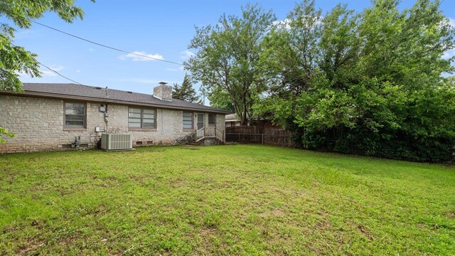4313 SE 13th St, Oklahoma City, OK 73115 - view of yard with central AC unit