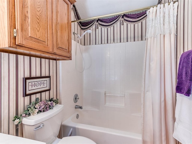 1512 Selborne Pl, Yukon, OK 73099 - bathroom featuring toilet and shower / bathtub combination with curtain