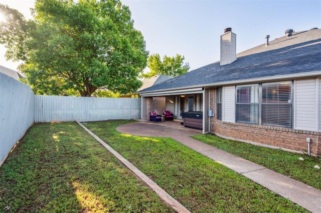 1721 Park View Pl, Edmond, OK 73003 - view of yard featuring a patio