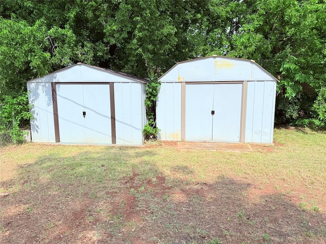 1710 W Chickasha Ave, Chickasha, OK 73018 - view of shed