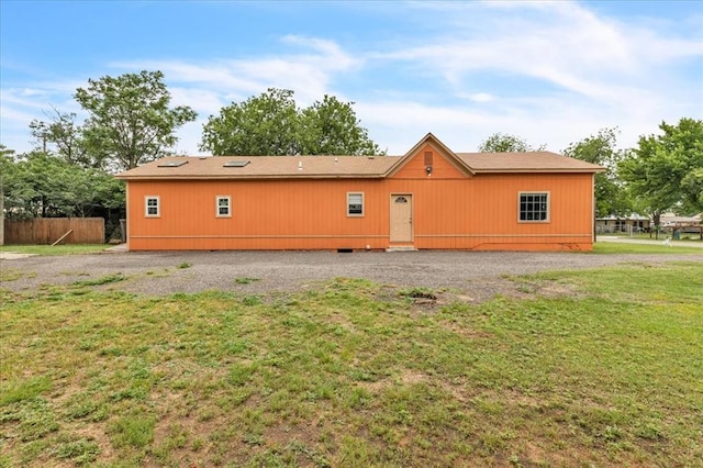 1126 SW 19th St, Oklahoma City, OK 73108 - back of property featuring crawl space