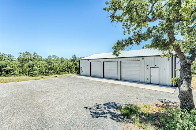 6301 144th Ave NE, Newalla, OK 74857 - view of detached garage