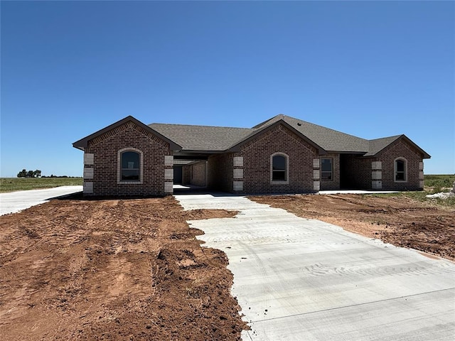 5 Old Glory Ave, Altus, OK 73521 - single story home with brick siding and roof with shingles