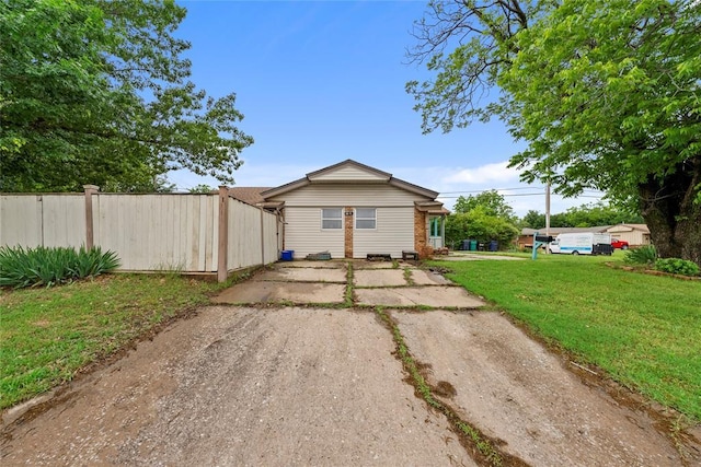 5505 S Villa Ave, Oklahoma City, OK 73119 - bungalow-style house with concrete driveway