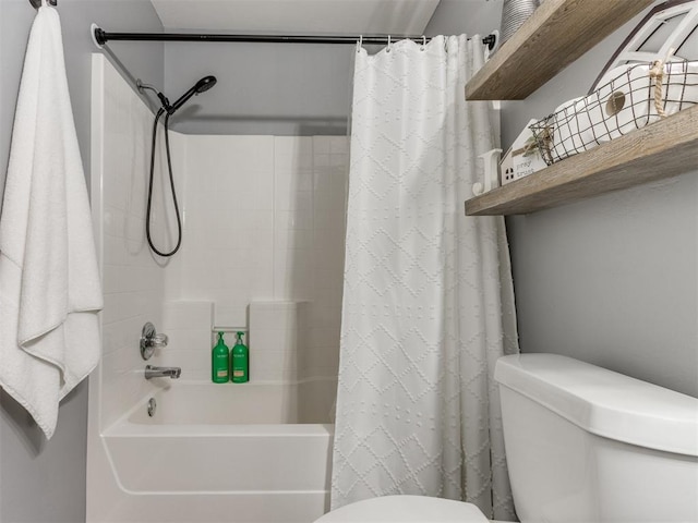 419 NE 23rd Ter, Newcastle, OK 73065 - bathroom with toilet and shower / bathtub combination with curtain