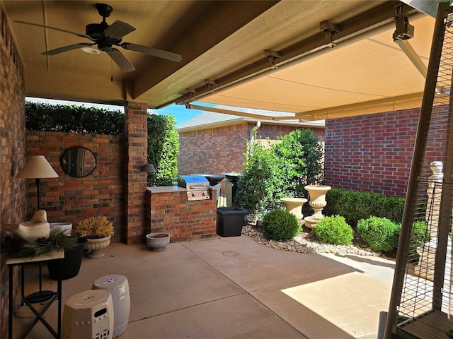 5608 NW 127th St, Oklahoma City, OK 73142 - view of patio / terrace featuring a ceiling fan