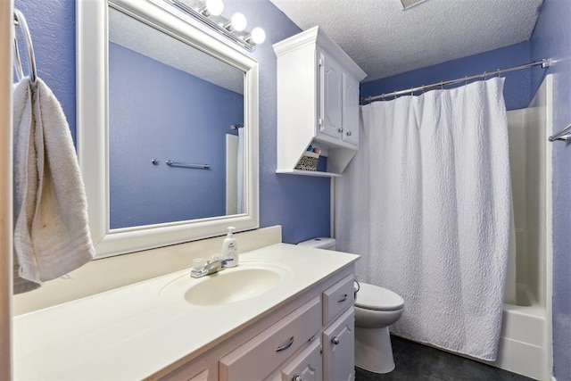 316 SE 6th St, Moore, OK 73160 - bathroom featuring toilet, vanity, a textured ceiling, and shower / bath combo