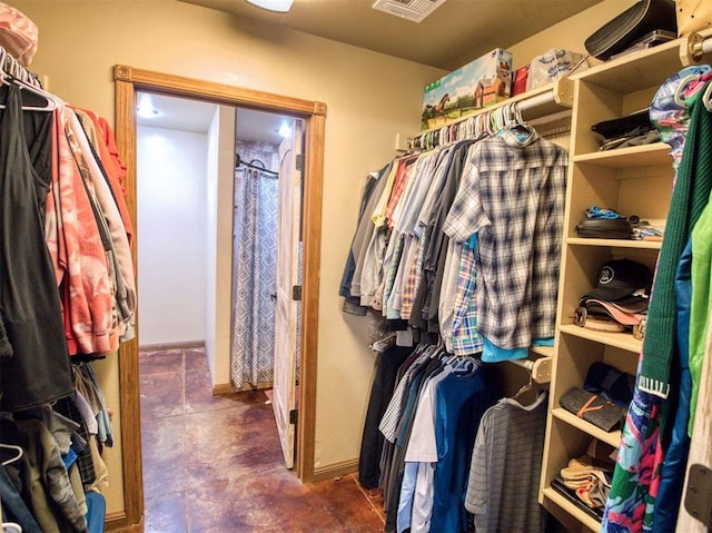 34325 E 1070th Rd, Mcloud, OK 74851 - view of spacious closet