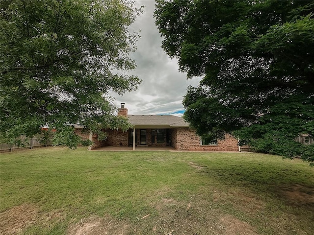 715 N Max, Hinton, OK 73047 - view of yard featuring a patio area